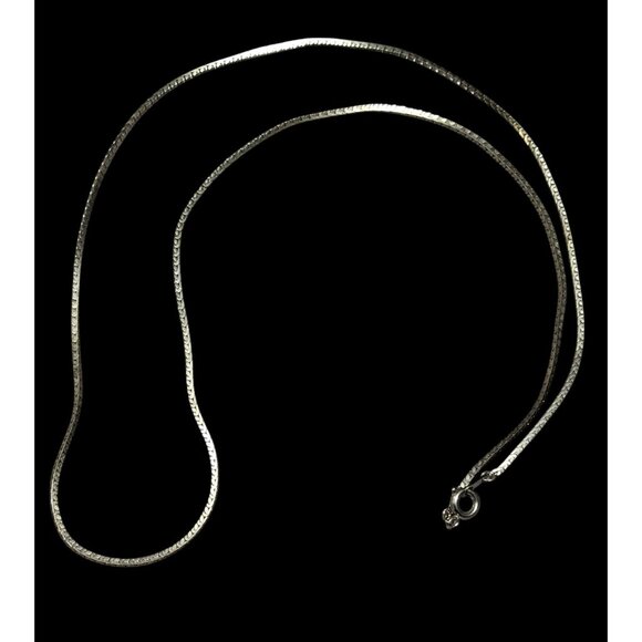 Classic Silver Tone Rectangular Chain Necklace - Picture 1 of 4